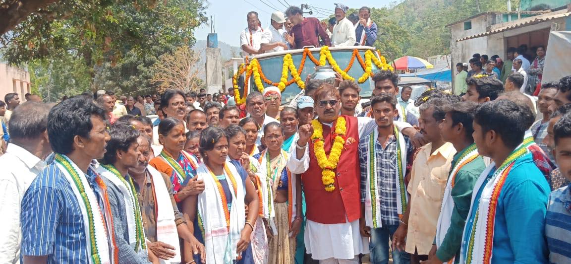 Dr-Tirupati-Panigrahi-during-election-campaign